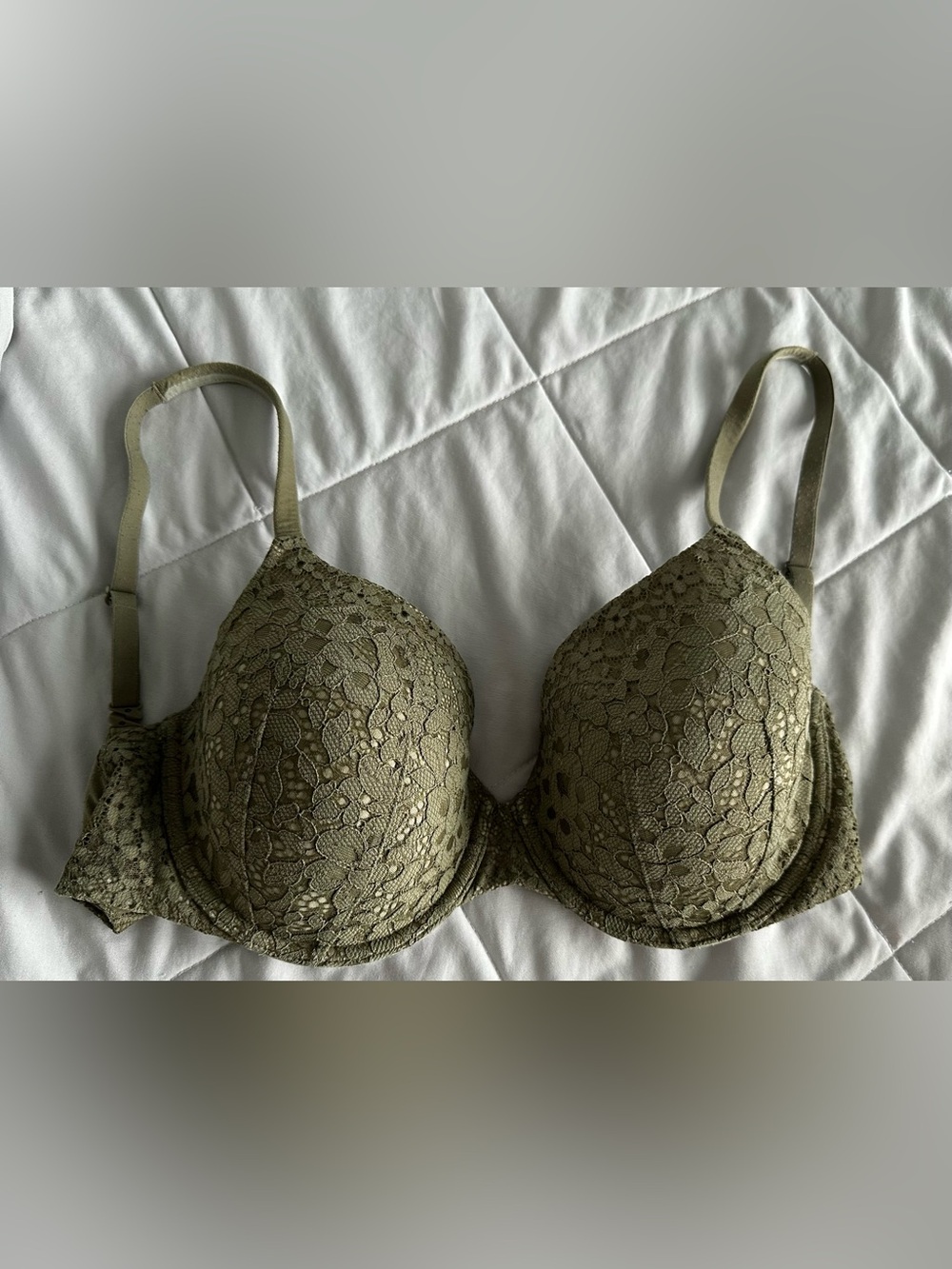 Victoria's Secret Lightly Lined Perfect Coverage 36D Bra Olive Green